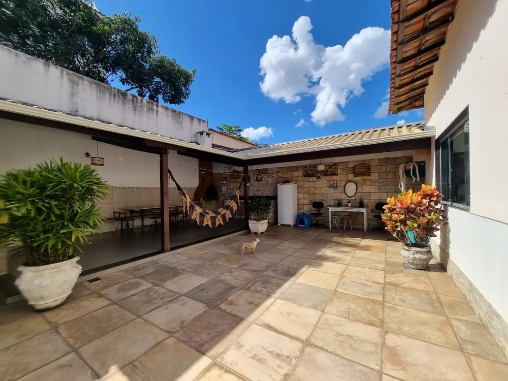 Casa, 4 quartos, 235 m² - Foto 9