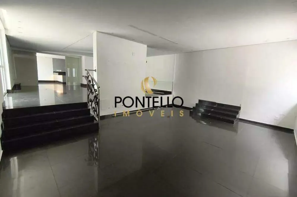 Casa, 4 quartos, 497 m² - Foto 1