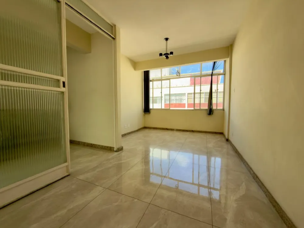Apartamento, 3 quartos, 100 m² - Foto 1