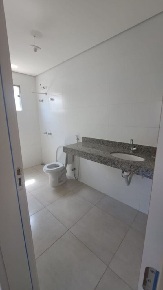 Casa à venda com 3 quartos, 110m² - Foto 3