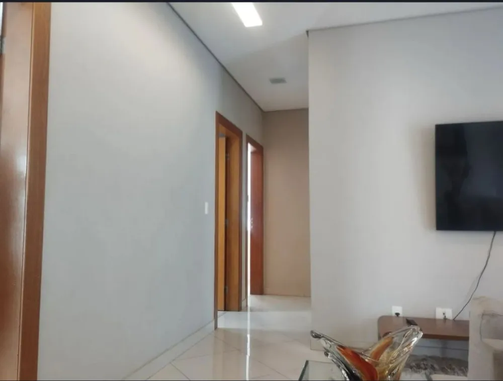 Apartamento, 3 quartos, 100 m² - Foto 2