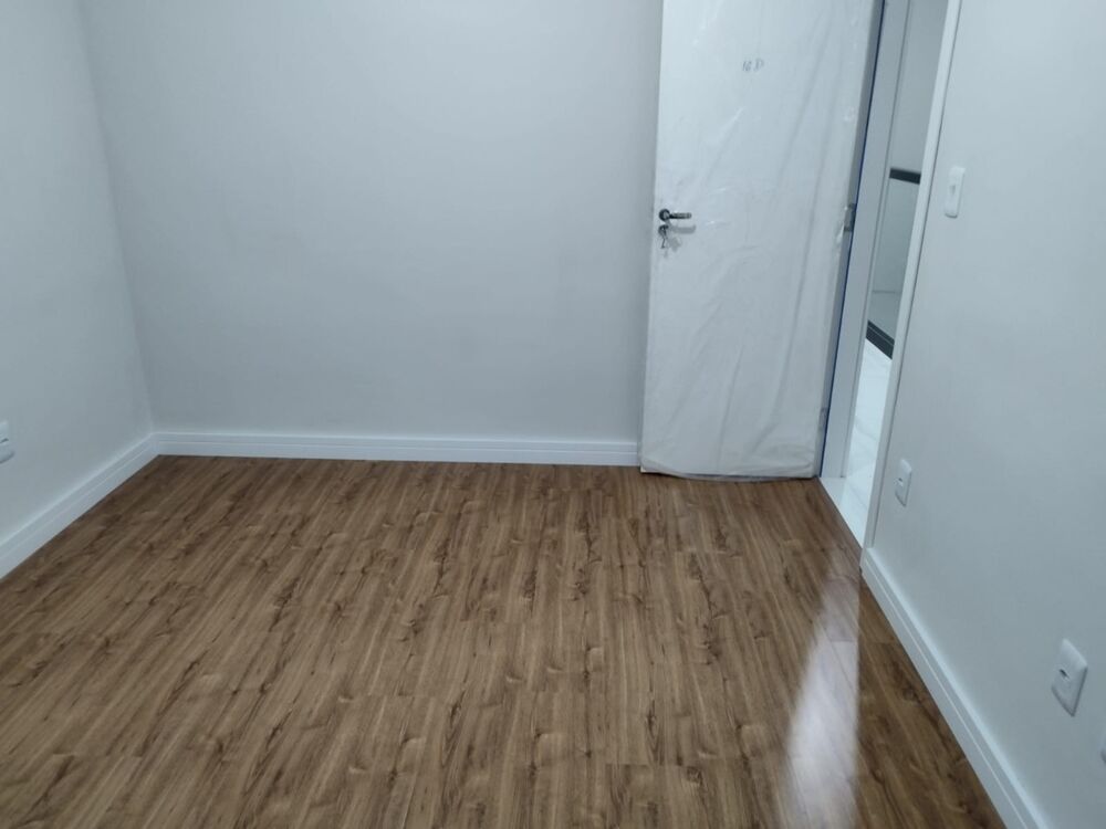 Casa à venda com 3 quartos, 118m² - Foto 4