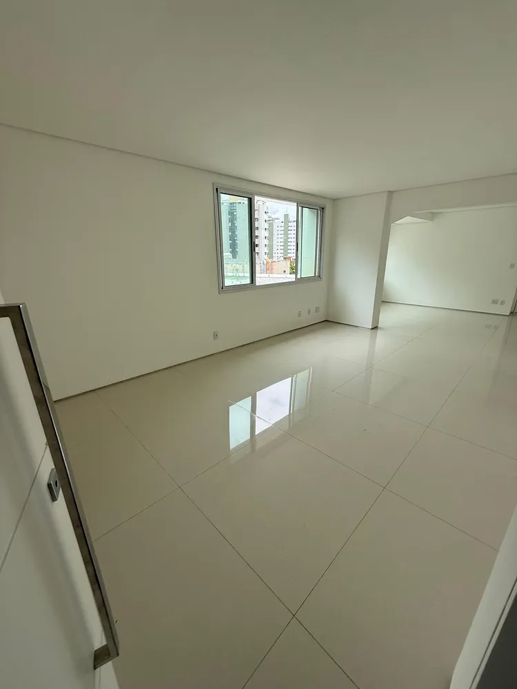 Apartamento, 4 quartos, 196 m² - Foto 3