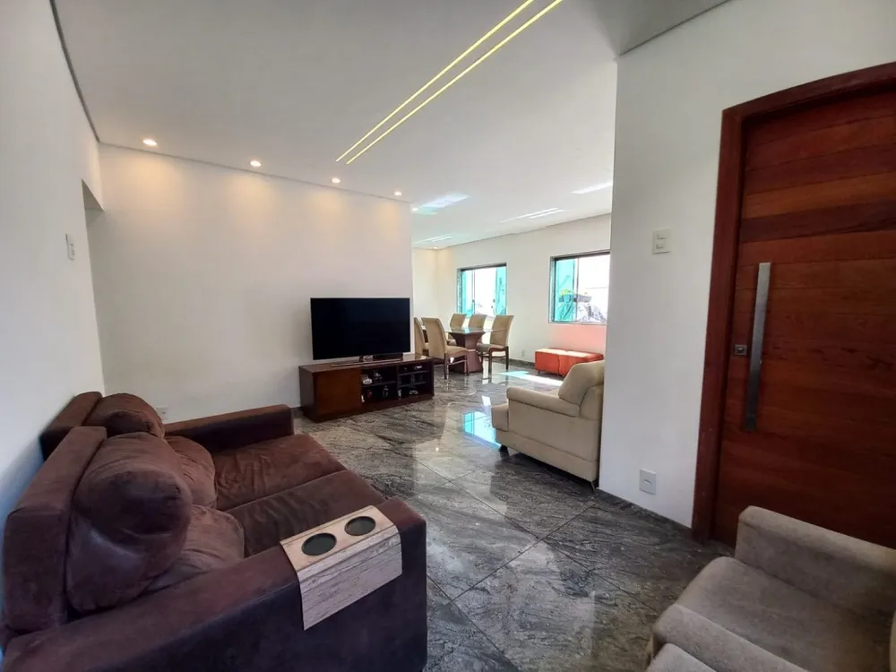 Casa, 4 quartos, 360 m² - Foto 2
