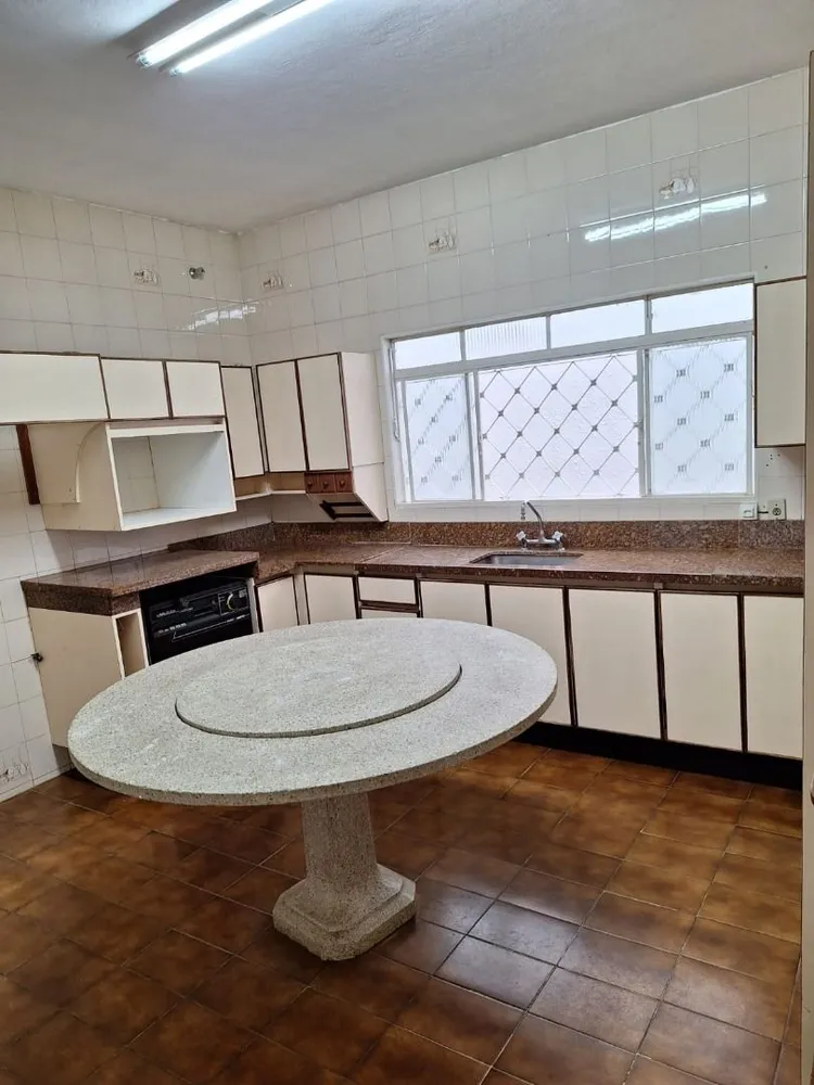 Casa, 4 quartos, 253 m² - Foto 8
