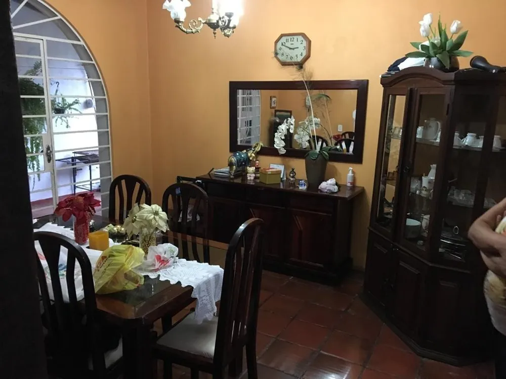 Casa, 4 quartos, 271 m² - Foto 2