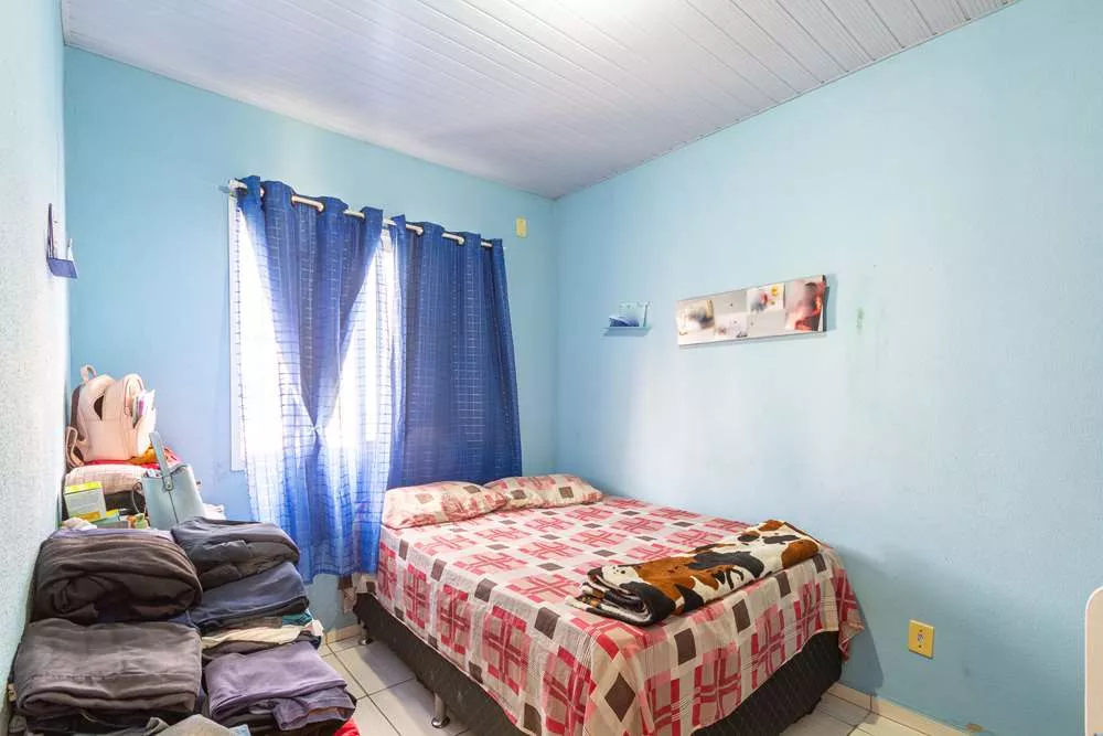 Casa à venda com 2 quartos, 100m² - Foto 2