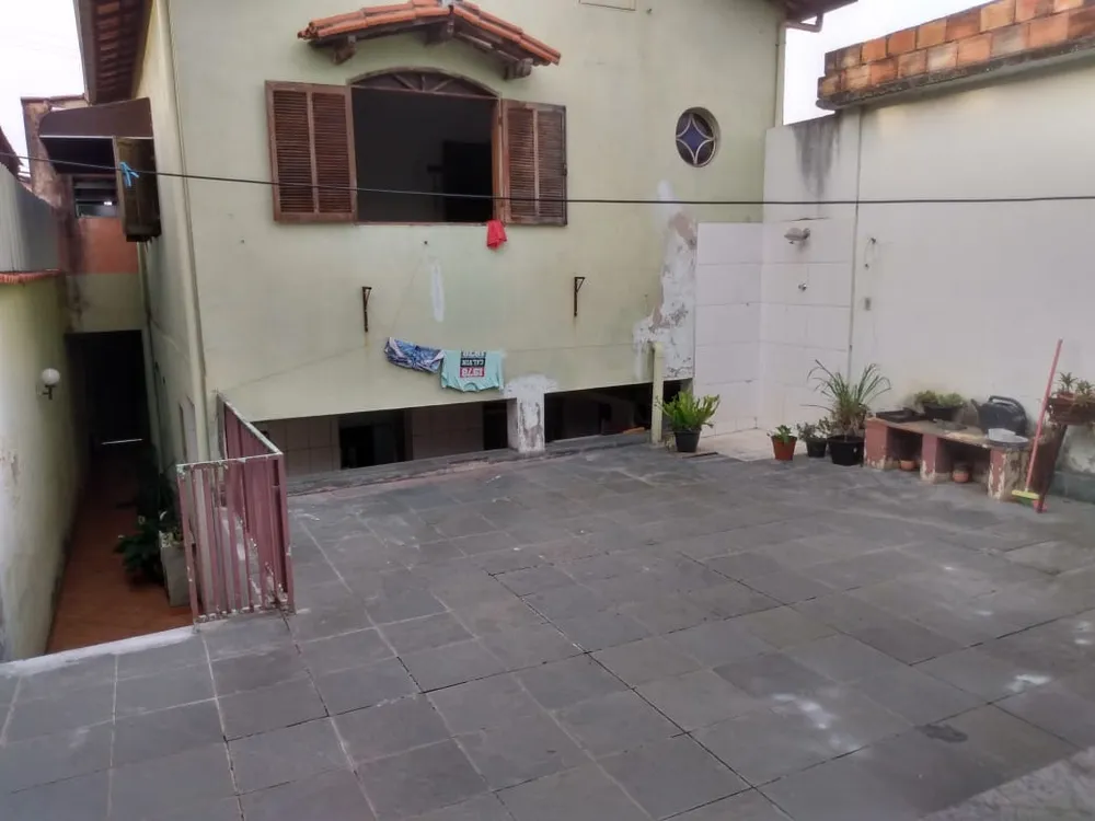 Casa, 3 quartos, 192 m² - Foto 1