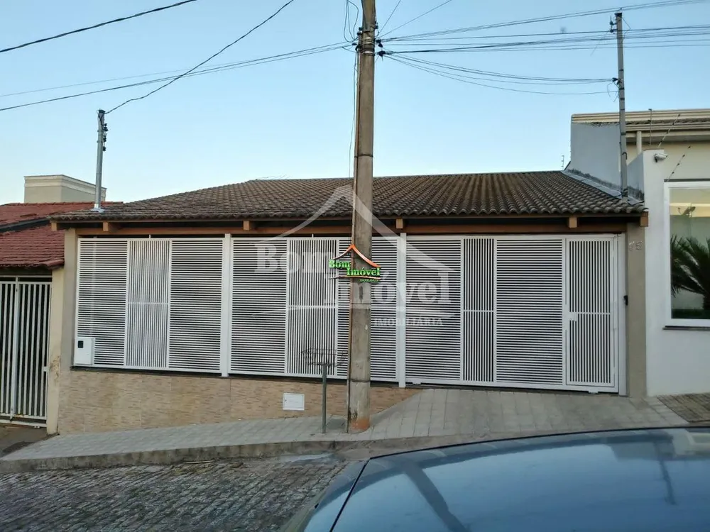 Casa, 2 quartos, 240 m² - Foto 1