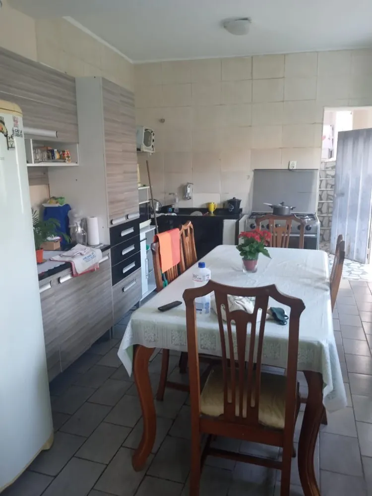 Casa, 2 quartos, 250 m² - Foto 1