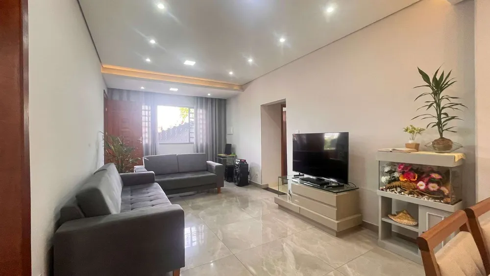 Casa, 3 quartos, 201 m² - Foto 3