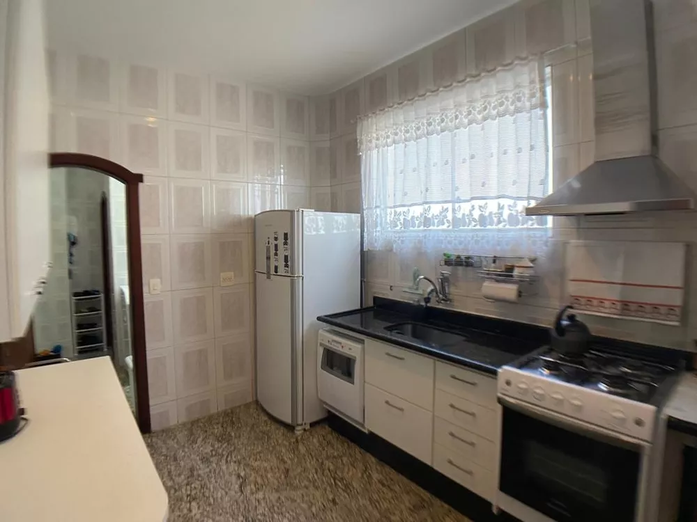 Apartamento à venda com 3 quartos, 128m² - Foto 10