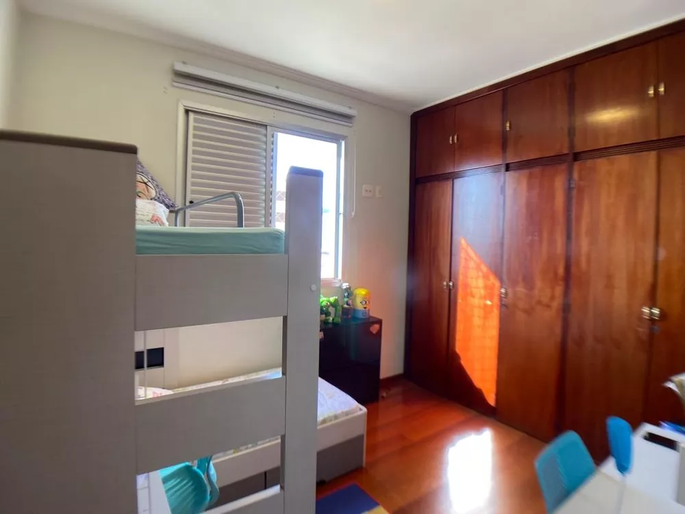 Apartamento à venda com 3 quartos, 128m² - Foto 19