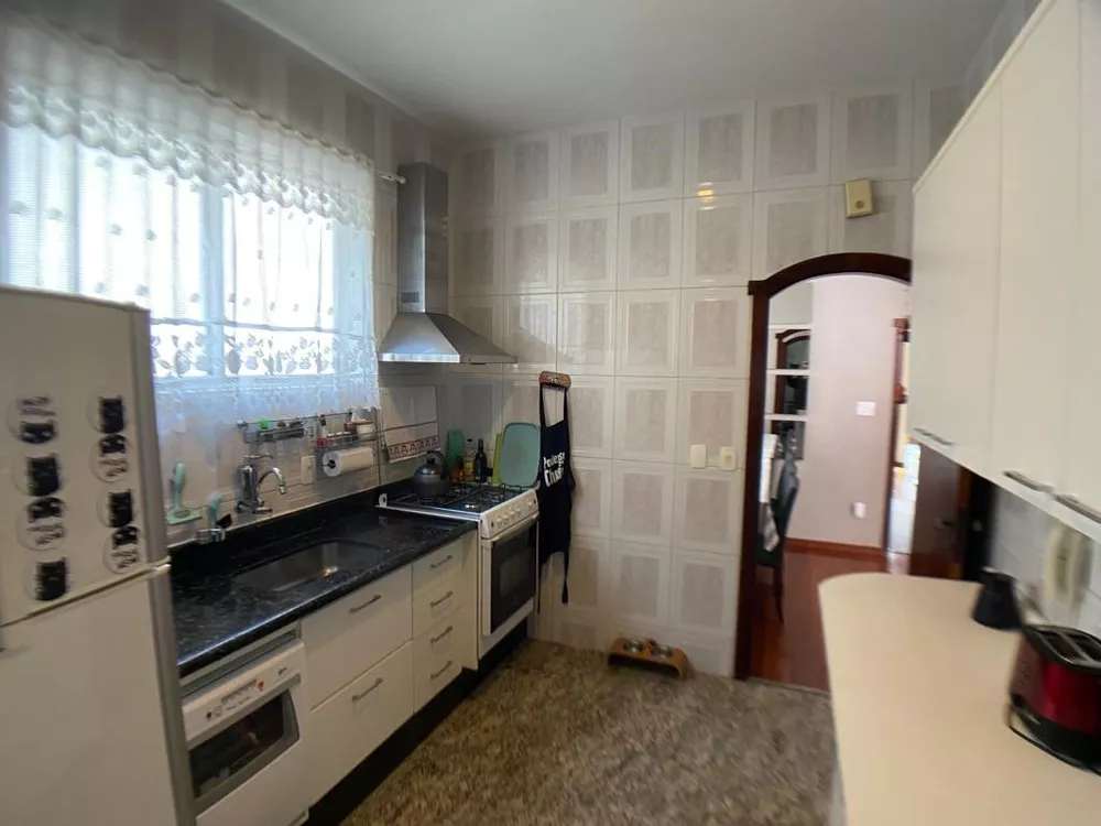 Apartamento à venda com 3 quartos, 128m² - Foto 12