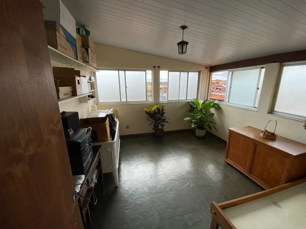 Casa, 4 quartos, 280 m² - Foto 2