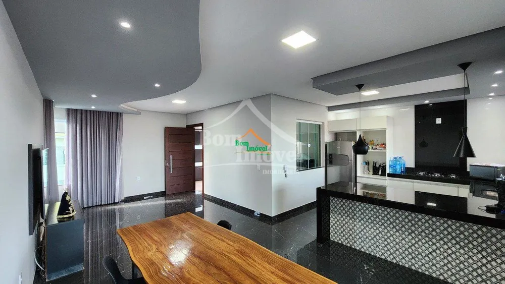Casa, 3 quartos, 354 m² - Foto 3