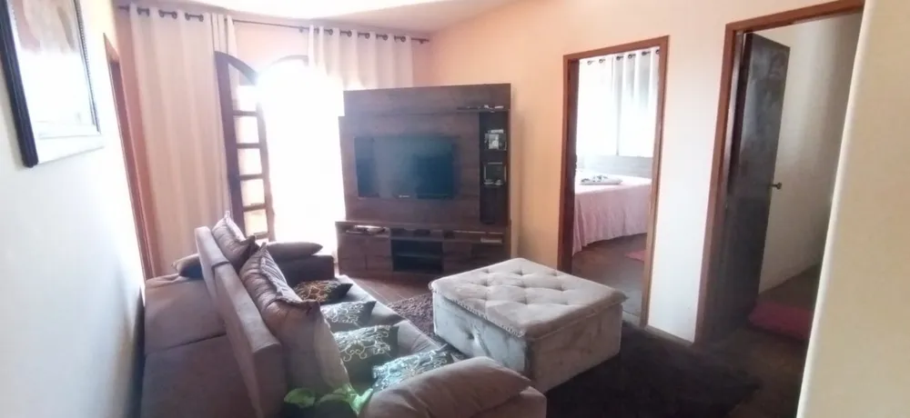 Casa, 6 quartos, 140 m² - Foto 4