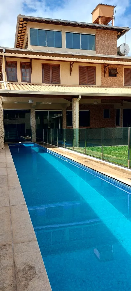 Casa, 4 quartos, 294 m² - Foto 1