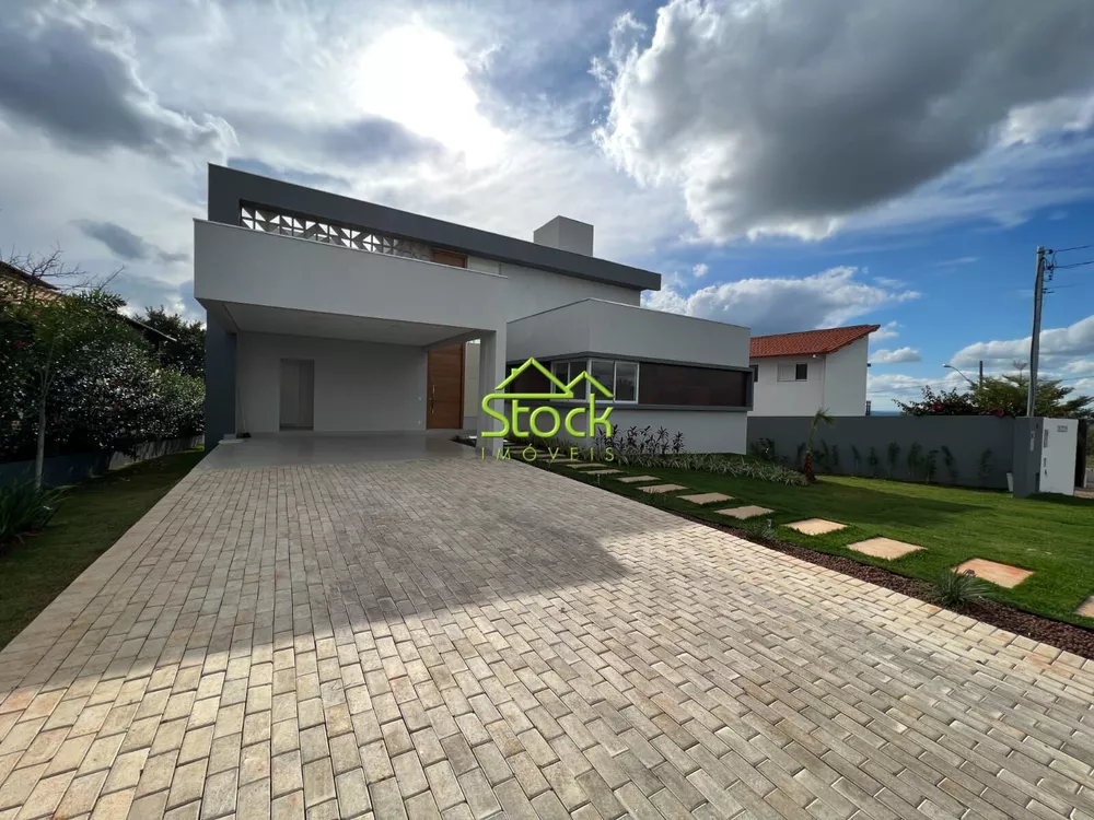 Casa de Condomínio à venda com 4 quartos, 1000m² - Foto 1