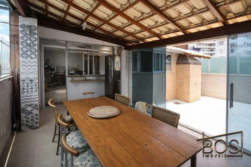 Cobertura, 4 quartos, 220 m² - Foto 1