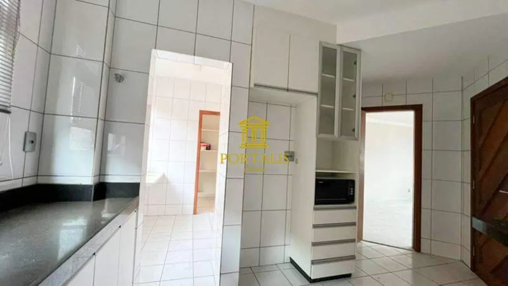 Cobertura, 4 quartos, 212 m² - Foto 3
