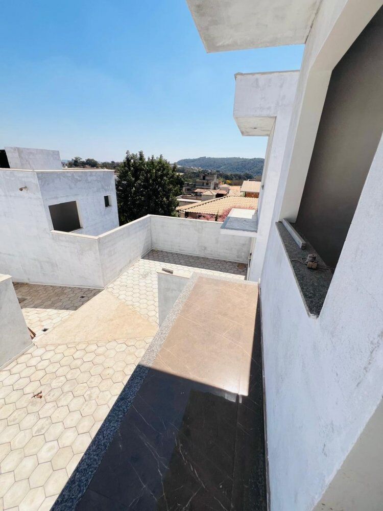 Casa à venda com 2 quartos, 100m² - Foto 6