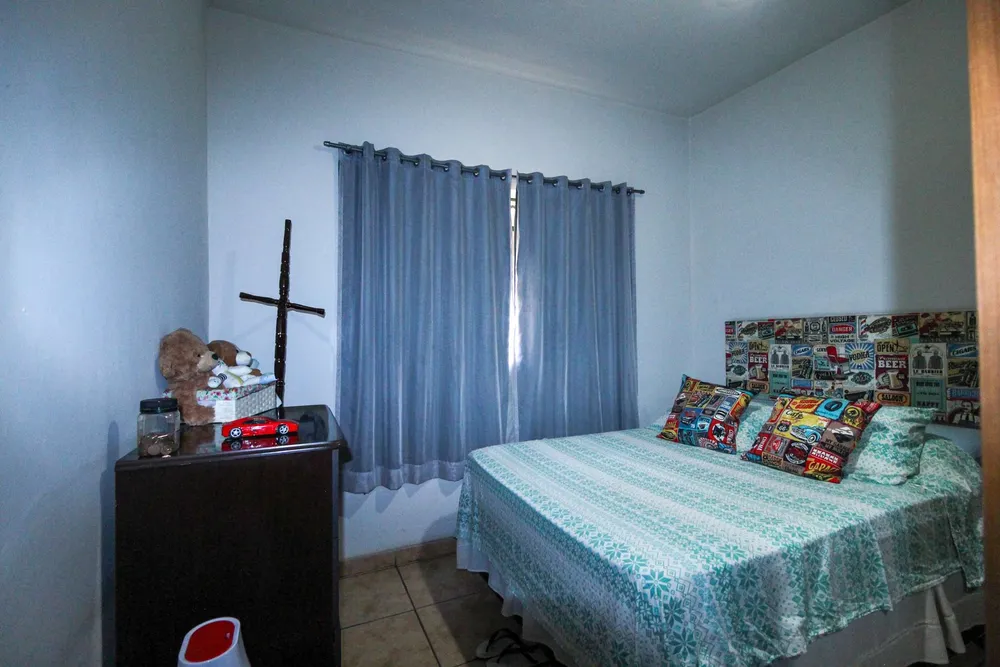 Casa, 4 quartos, 187 m² - Foto 2
