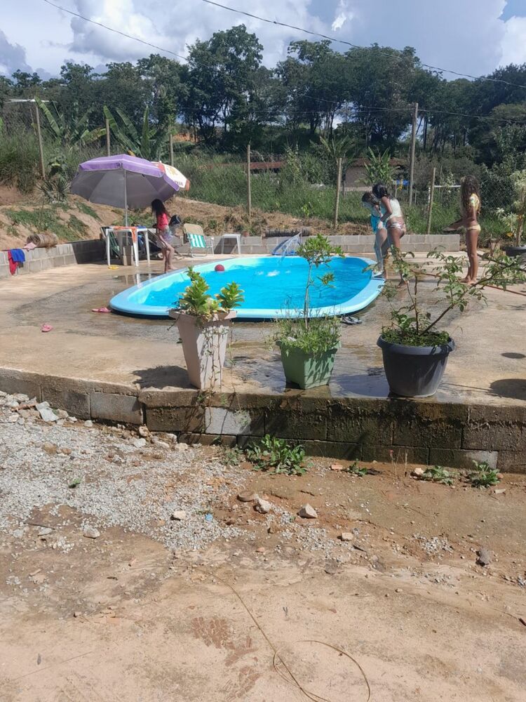 Sítio à venda com 2 quartos, 1300m² - Foto 5