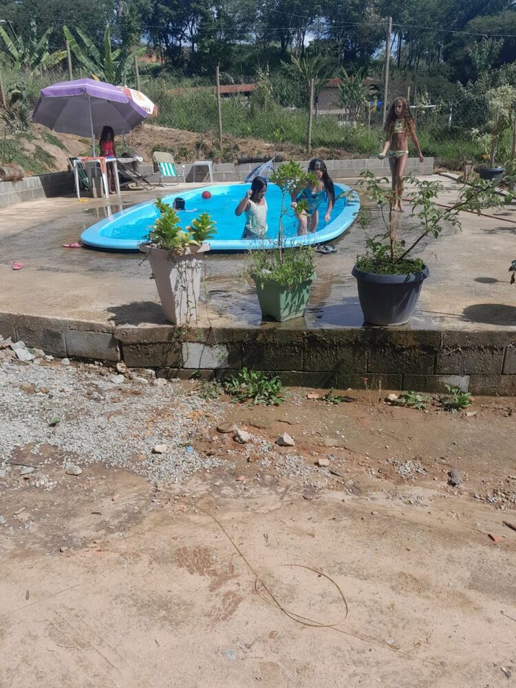 Sítio à venda com 2 quartos, 1300m² - Foto 8