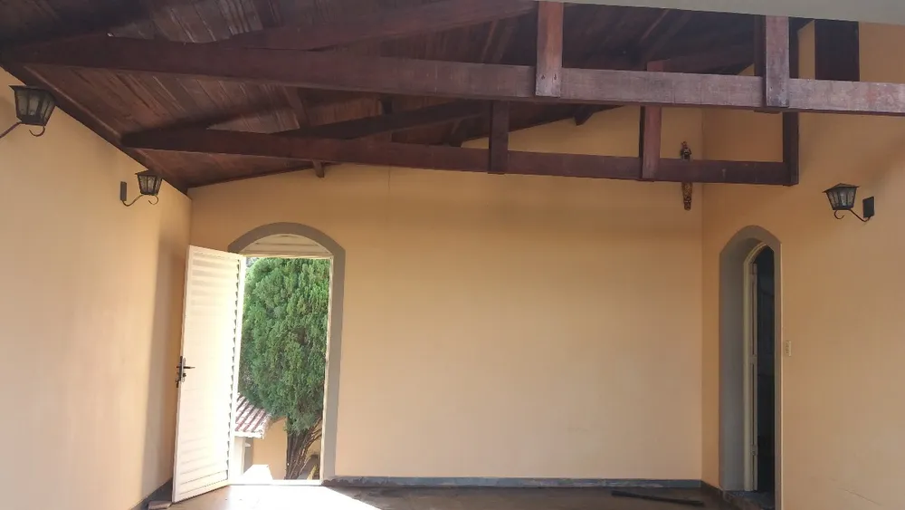 Casa, 4 quartos, 283 m² - Foto 1