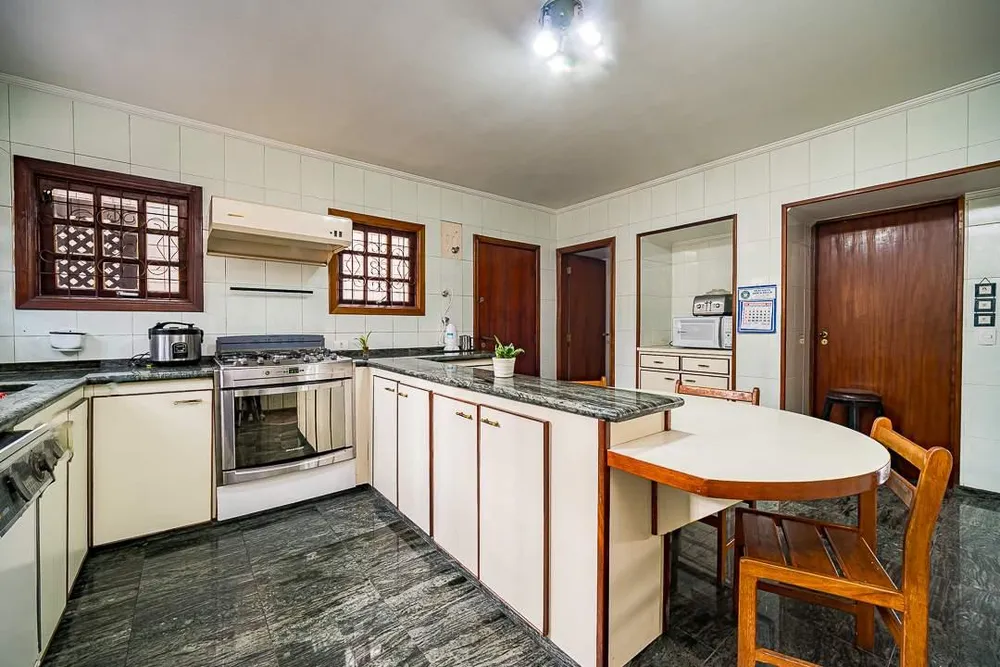 Casa, 4 quartos, 345 m² - Foto 2