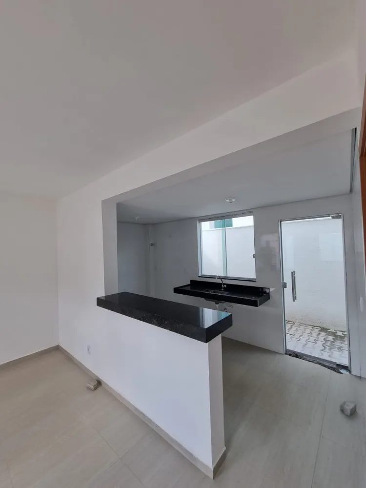 Casa, 3 quartos, 74 m² - Foto 2