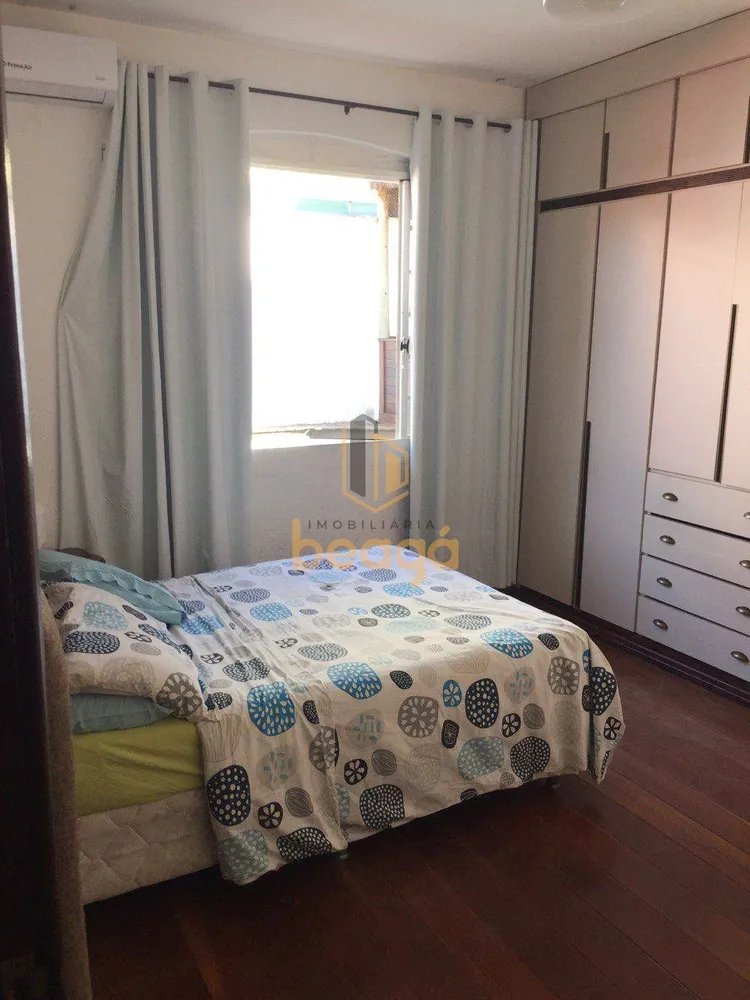 Casa, 4 quartos, 260 m² - Foto 11