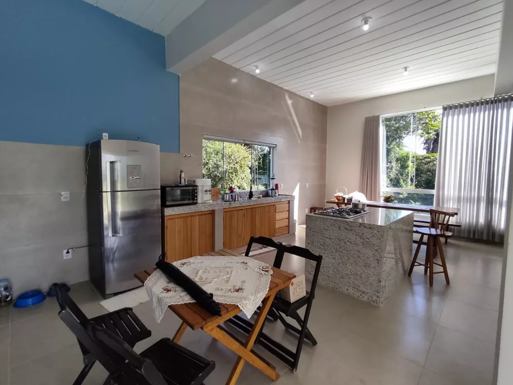 Casa de Condomínio à venda com 3 quartos, 350m² - Foto 4