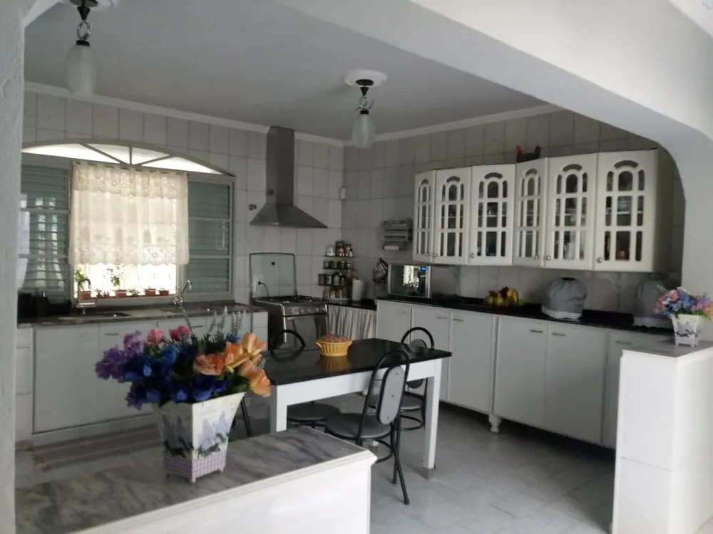 Casa, 3 quartos, 331 m² - Foto 13