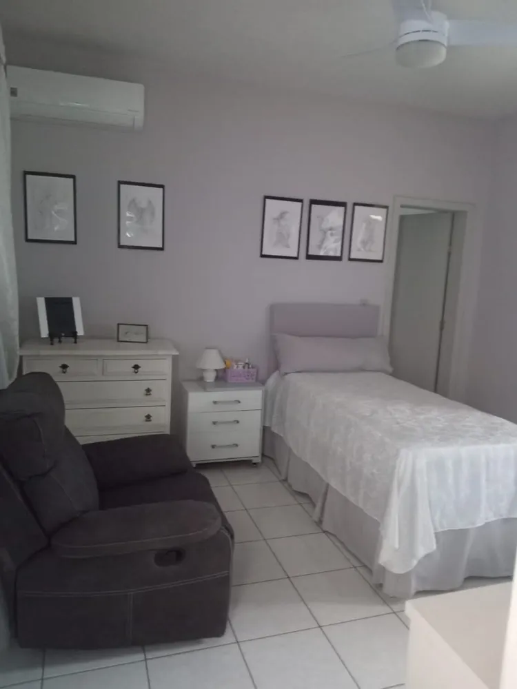 Casa, 3 quartos, 331 m² - Foto 4