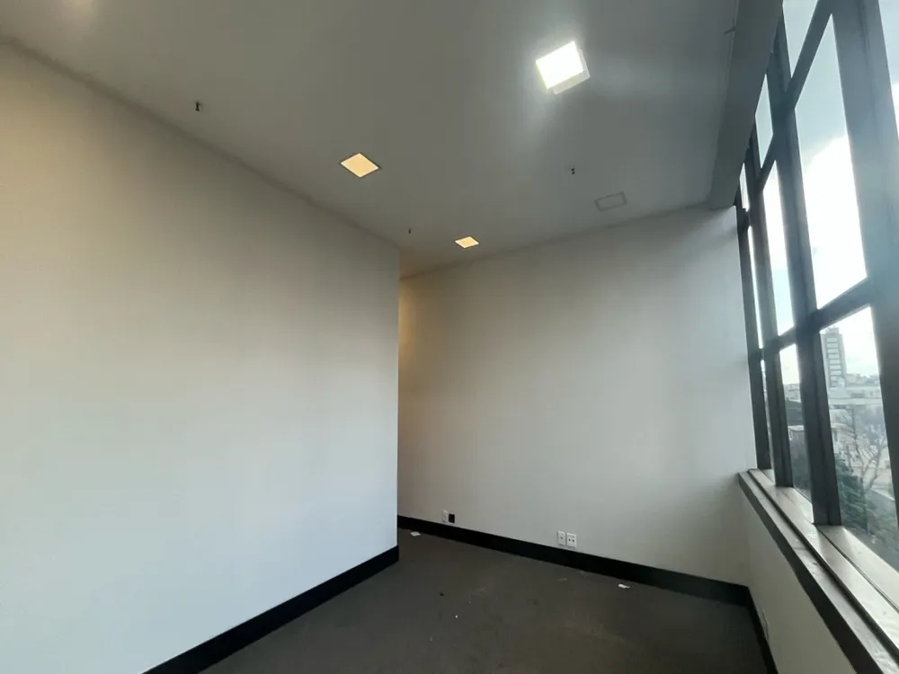 Sala-Conjunto, 800 m² - Foto 1