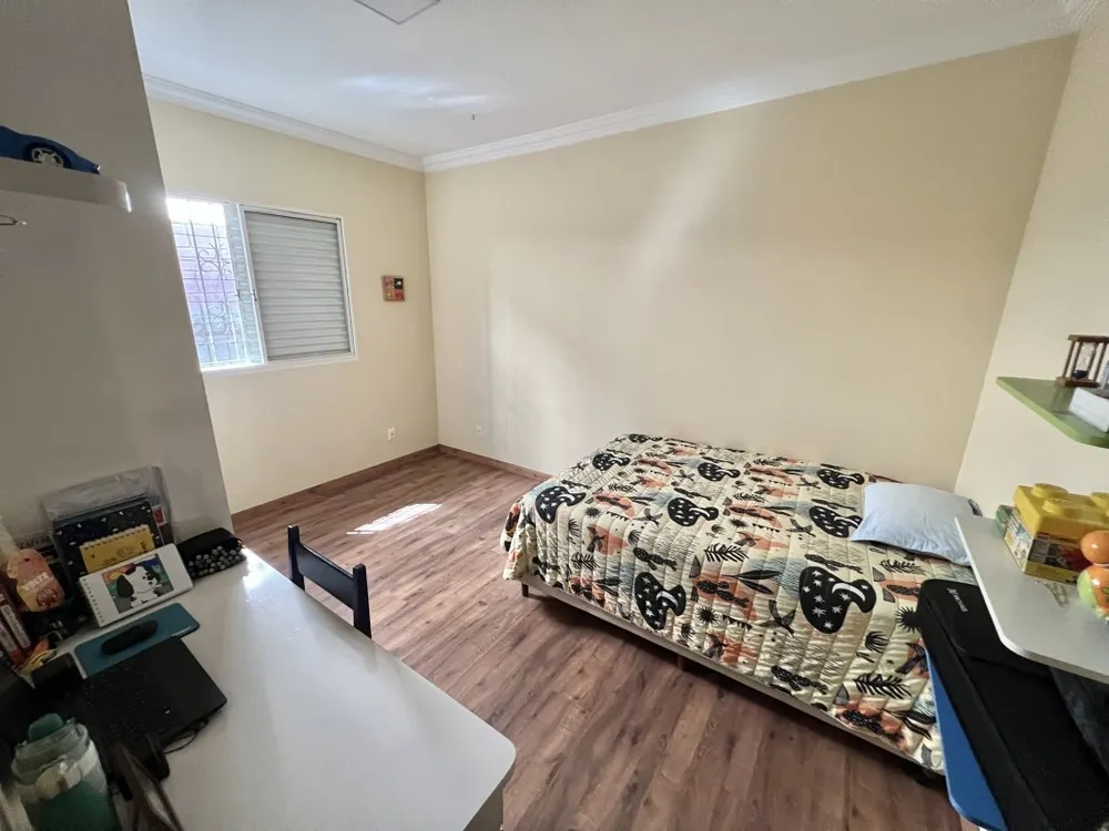 Casa, 4 quartos, 300 m² - Foto 2