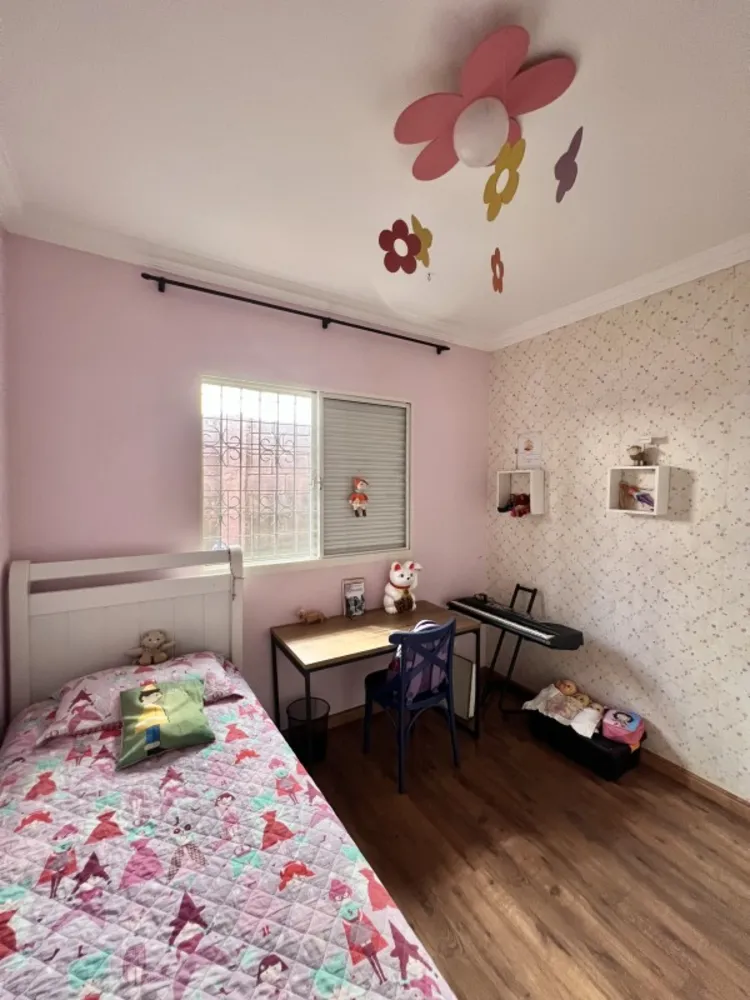 Casa, 4 quartos, 300 m² - Foto 4