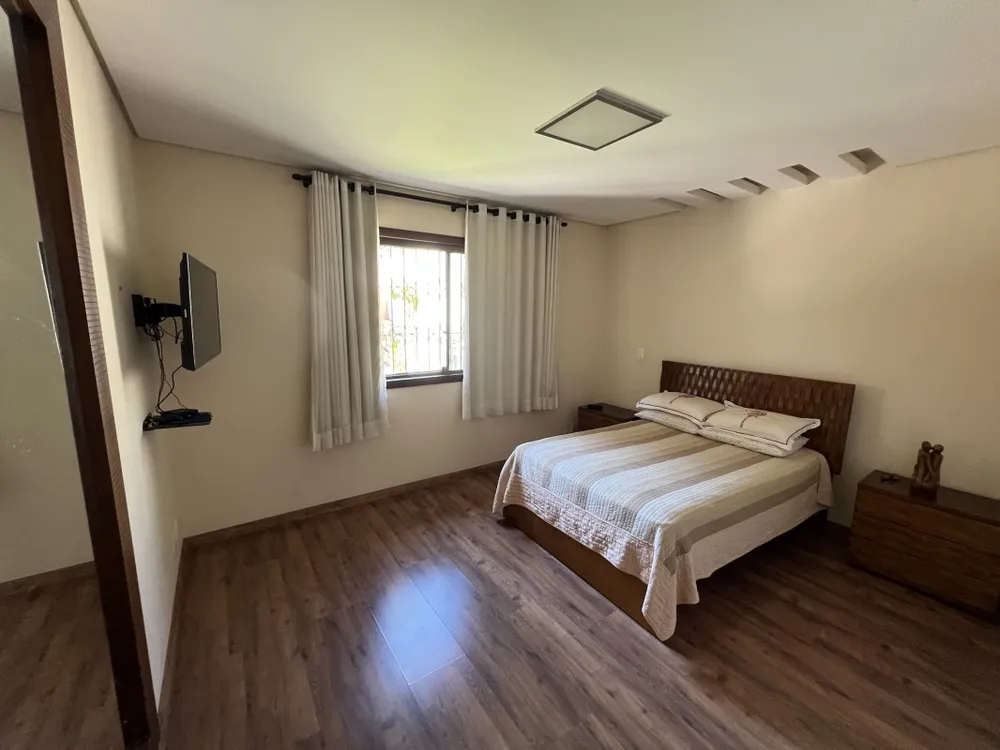 Casa, 4 quartos, 300 m² - Foto 15