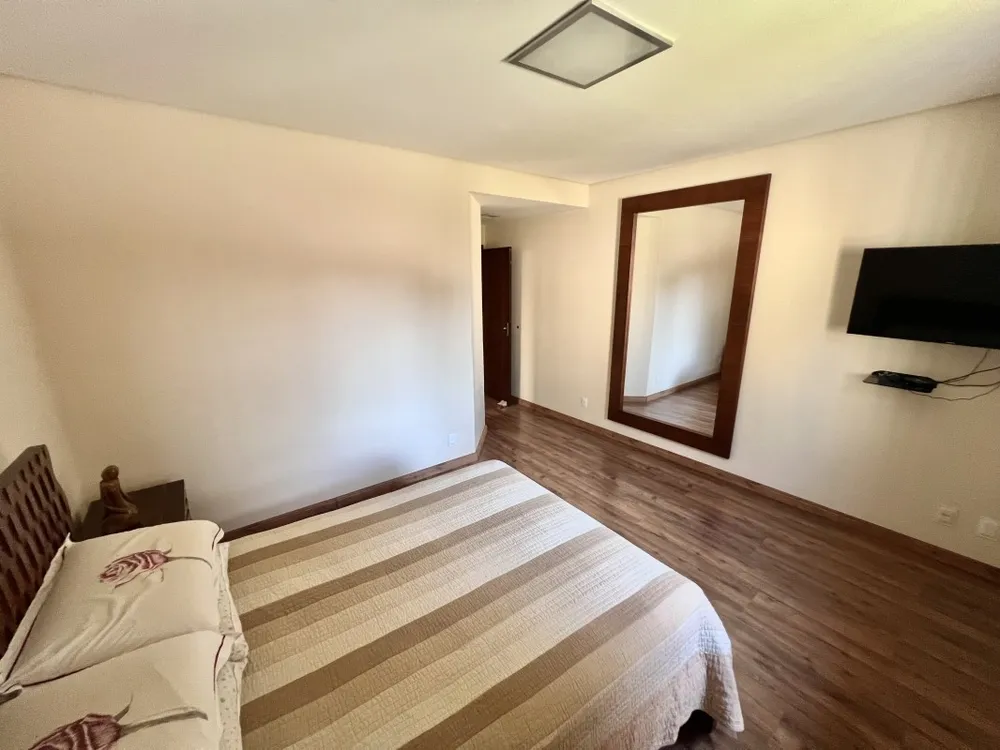 Casa, 4 quartos, 300 m² - Foto 13