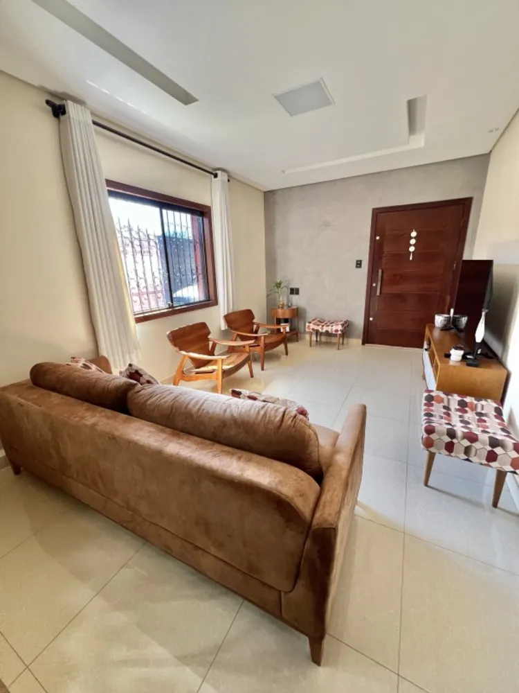 Casa, 4 quartos, 300 m² - Foto 8