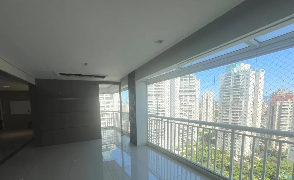 Apartamento, 4 quartos, 202 m² - Foto 1