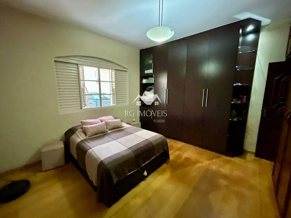 Casa, 3 quartos, 209 m² - Foto 6