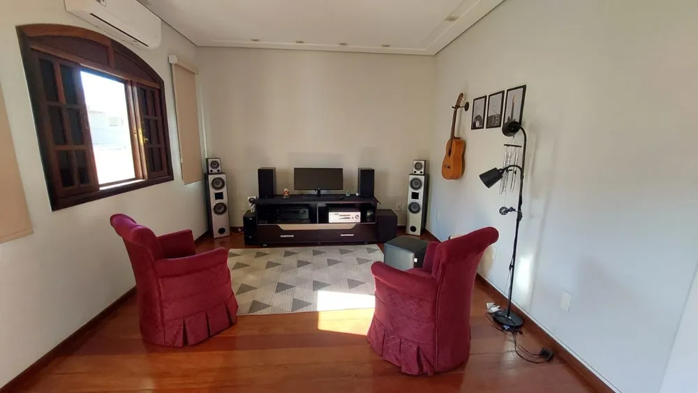 Casa, 3 quartos, 244 m² - Foto 3