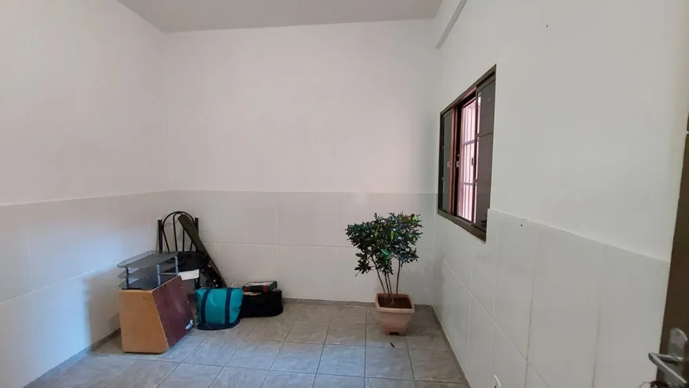 Casa, 3 quartos, 244 m² - Foto 8