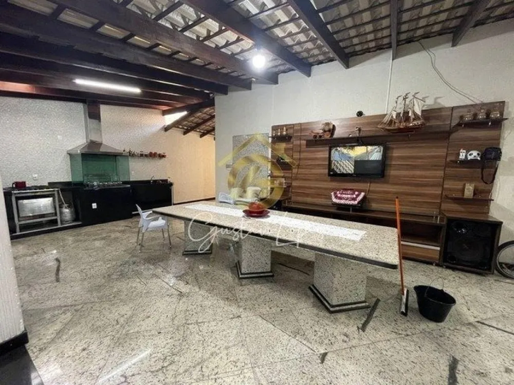 Casa, 4 quartos, 360 m² - Foto 1