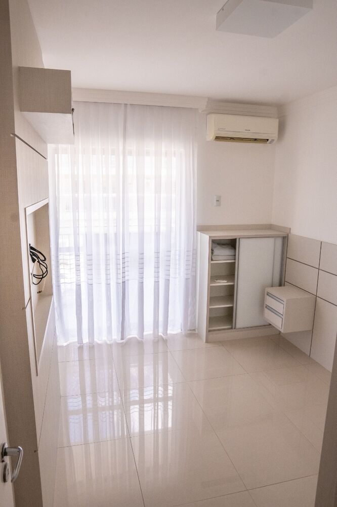 Apartamento à venda com 2 quartos, 67m² - Foto 9