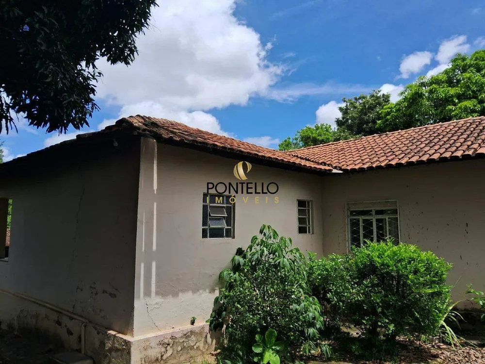 Chácara, 4 quartos, 3457 m² - Foto 1