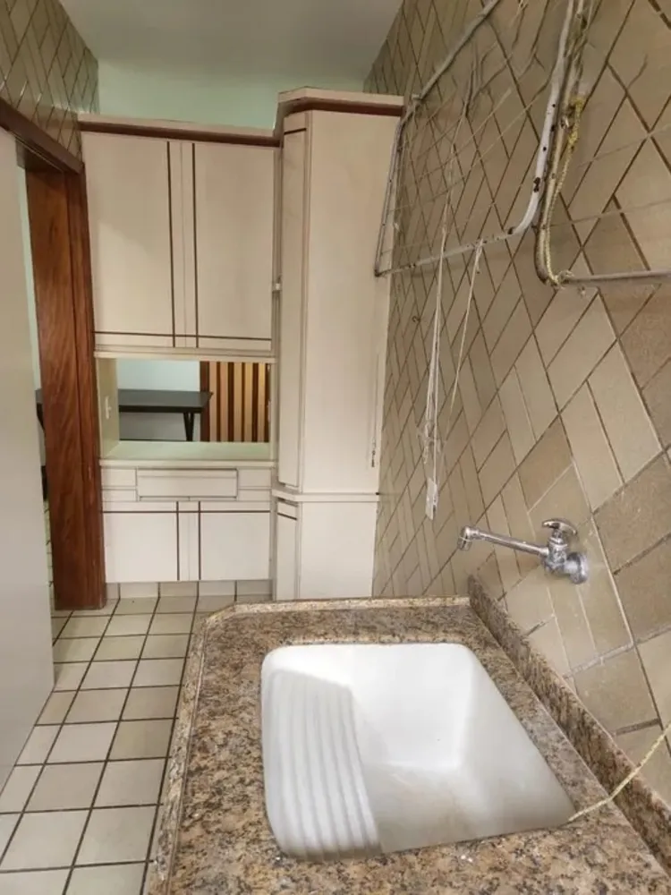 Casa, 6 quartos, 280 m² - Foto 6